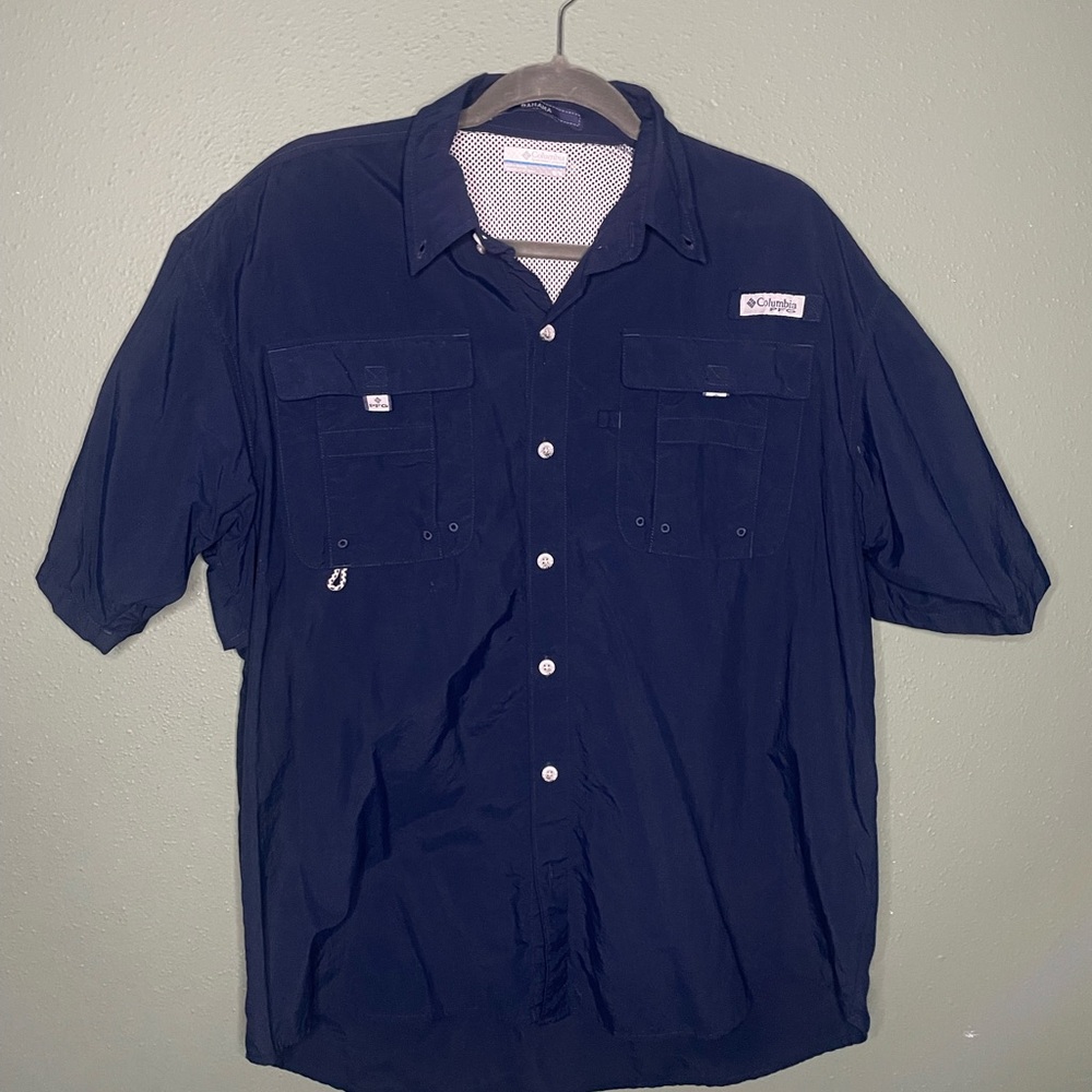 Columbia Blue Casual Button Down Shirt Lightweight Outdoor